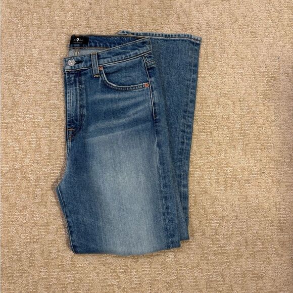 7 for All Mankind denim. Size 29. High waist and wide cropped leg. - Picture 4 of 9